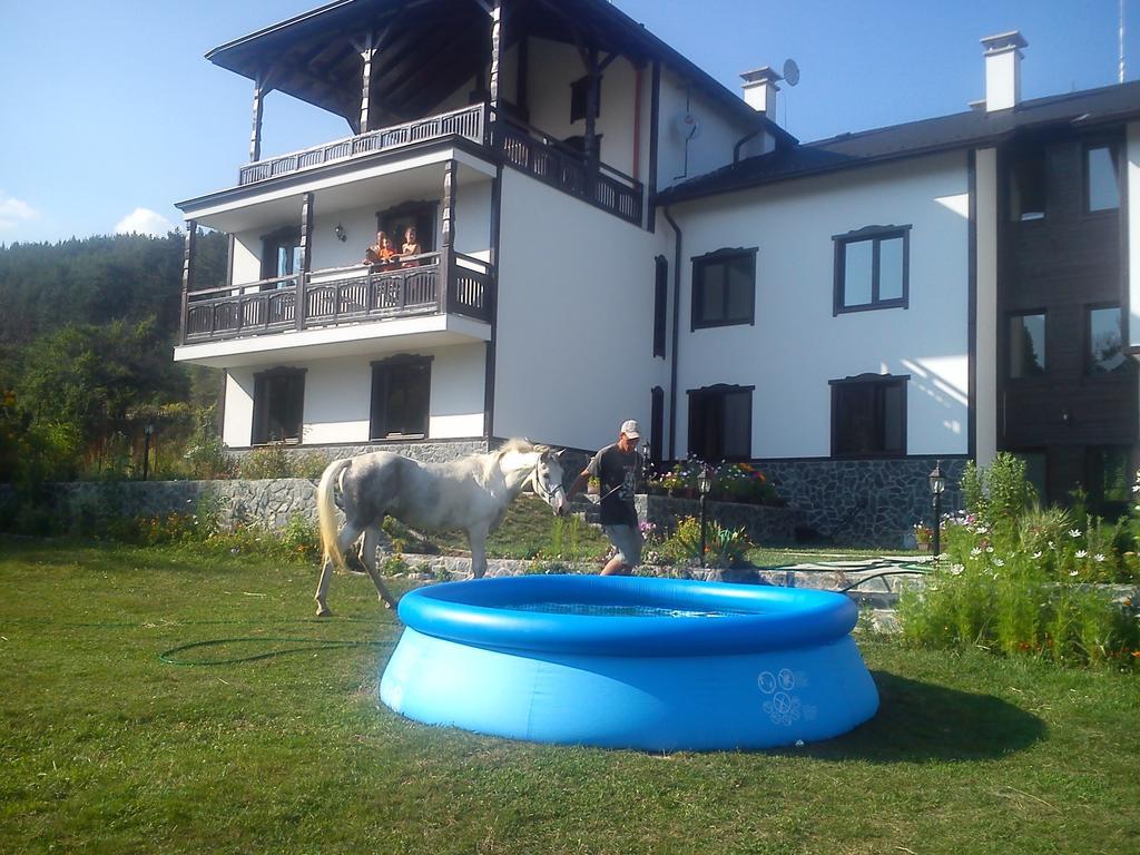 Rusaliite Adventure House Бачево Экстерьер фото